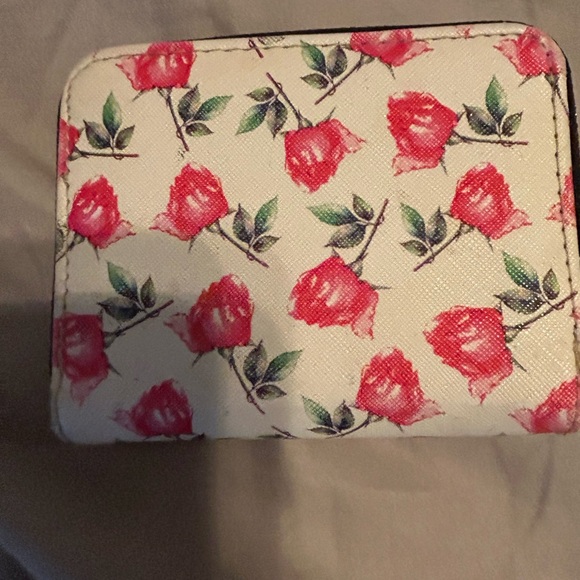 GUC Nanette Lepore zip around wallet - Picture 2 of 4